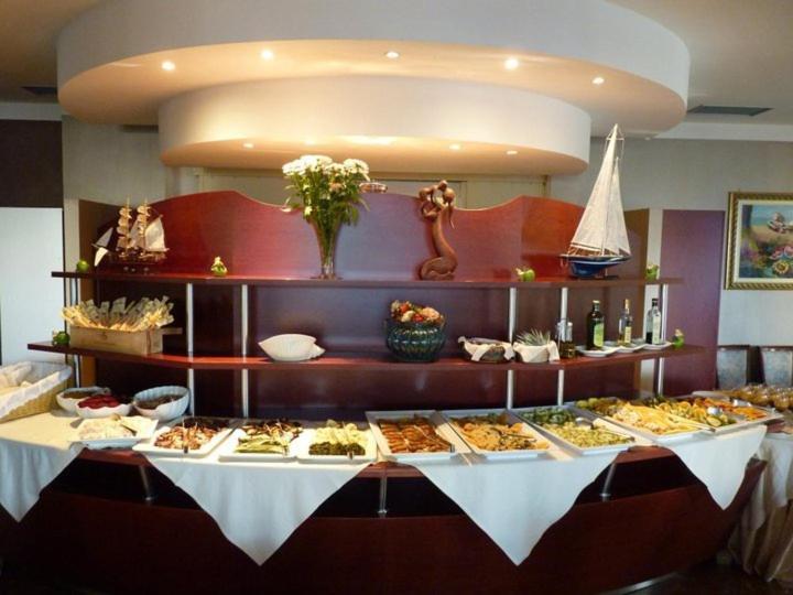 Hotel Gambrinus Лидо-ди-Езоло Экстерьер фото